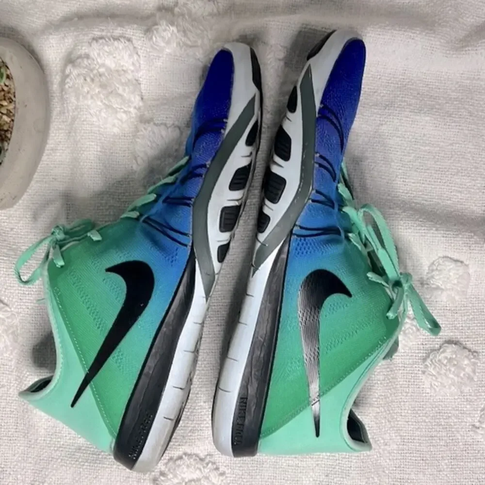 Nike Women's Free Tr 6 Spectrum Fitness Shoes Size 9.5